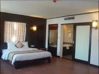 New Star Hotel 3*