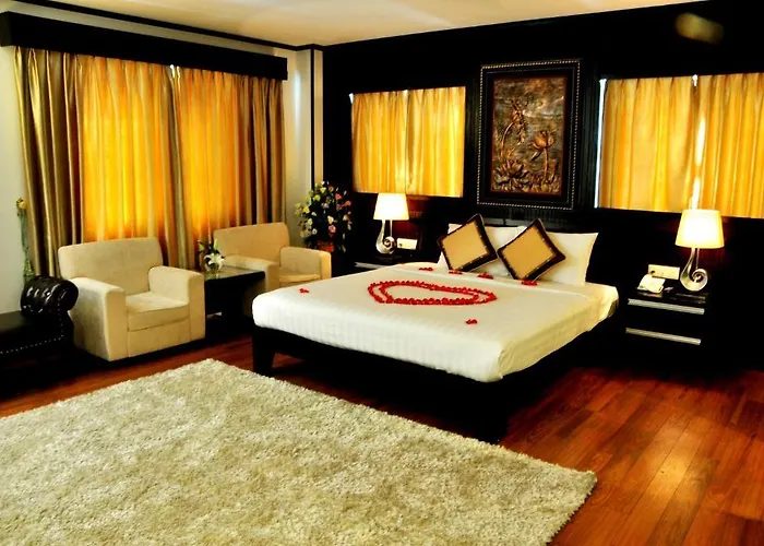 New Star Hotel 3*