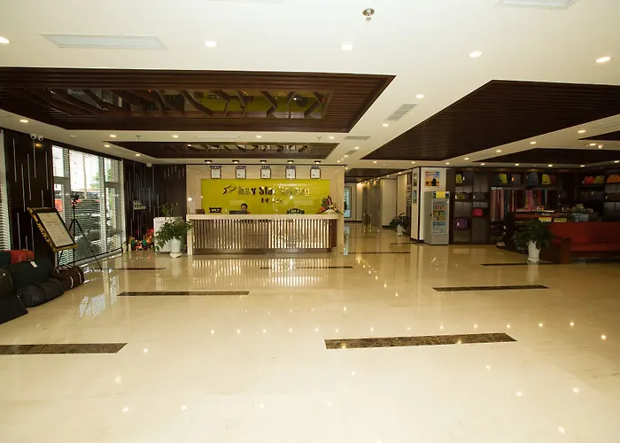 New Star Hotel 3*
